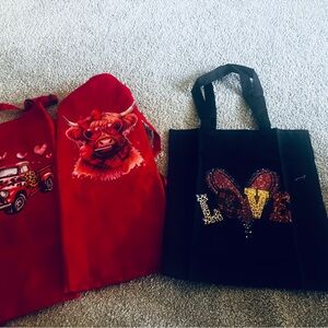 Red Aprons and Black Tote Bag Set